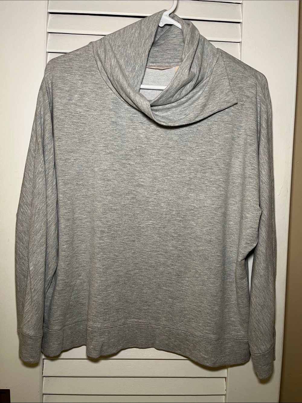 Soft Surroundings Cowel Neck Light Gray pullover Sweatershirt